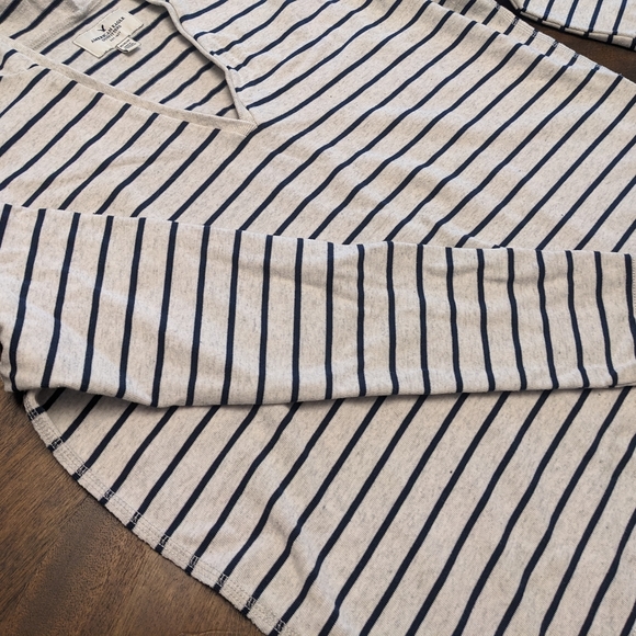 Striped Hooded Pullover - Picture 6 of 13